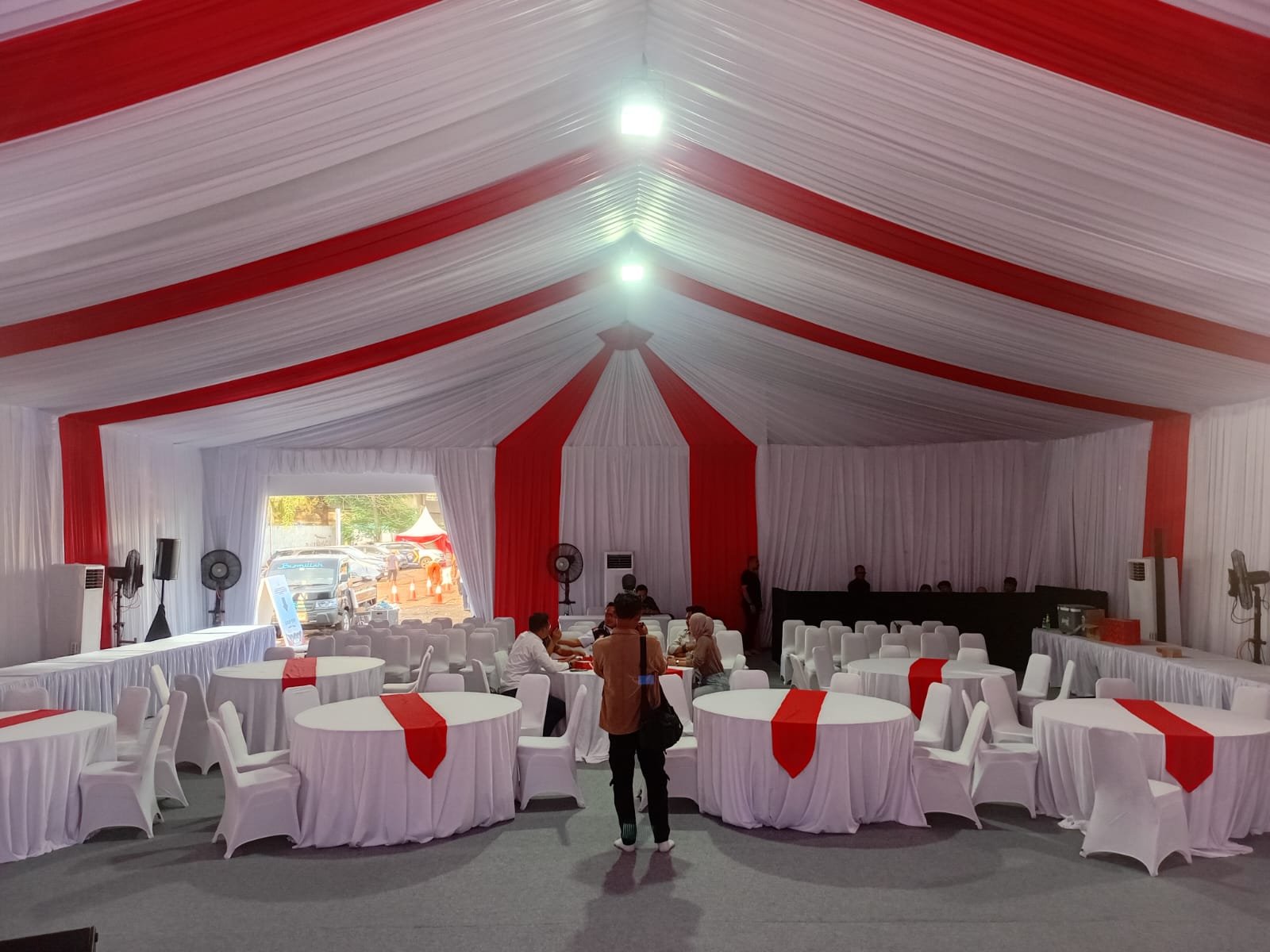 whatsapp image 2025 10 16 at 19.02.21