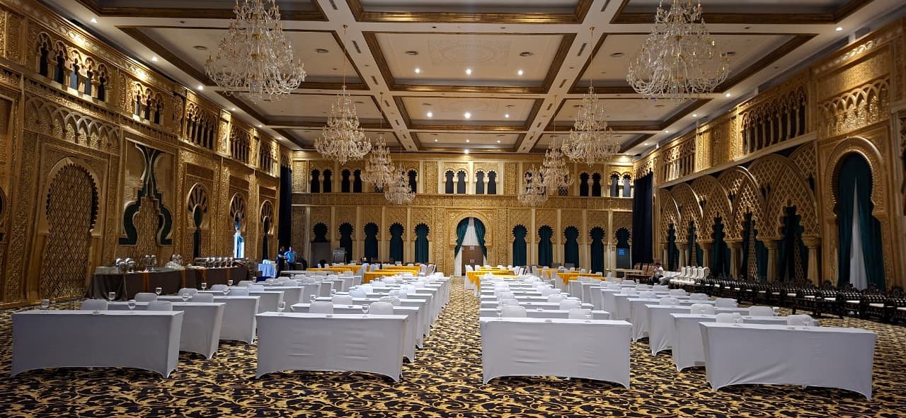 Sewa Meja Ibm uk 180 x 45 Jakarta Pusat