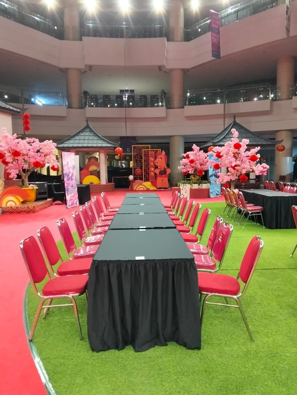 SEWA MEJA KOTAK UK 120 X60 JAKARTA SELATAN whatsapp image 2026 02 12 at 03.08.44