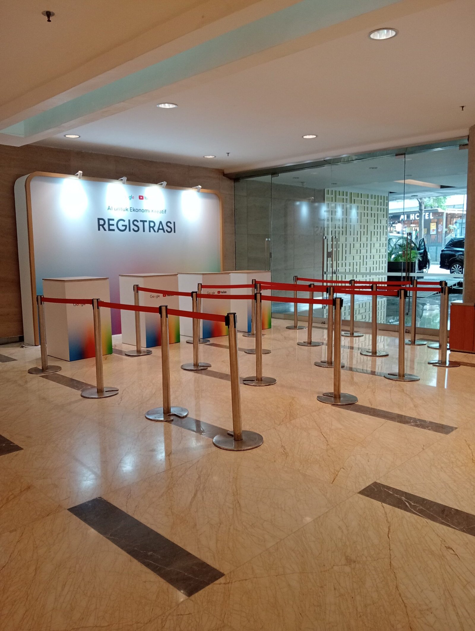 Jasa Sewa Tiang Antrean Untuk Berbagai Kebutuhan Acara whatsapp image 2026 07 23 at 02.30.40 (1)