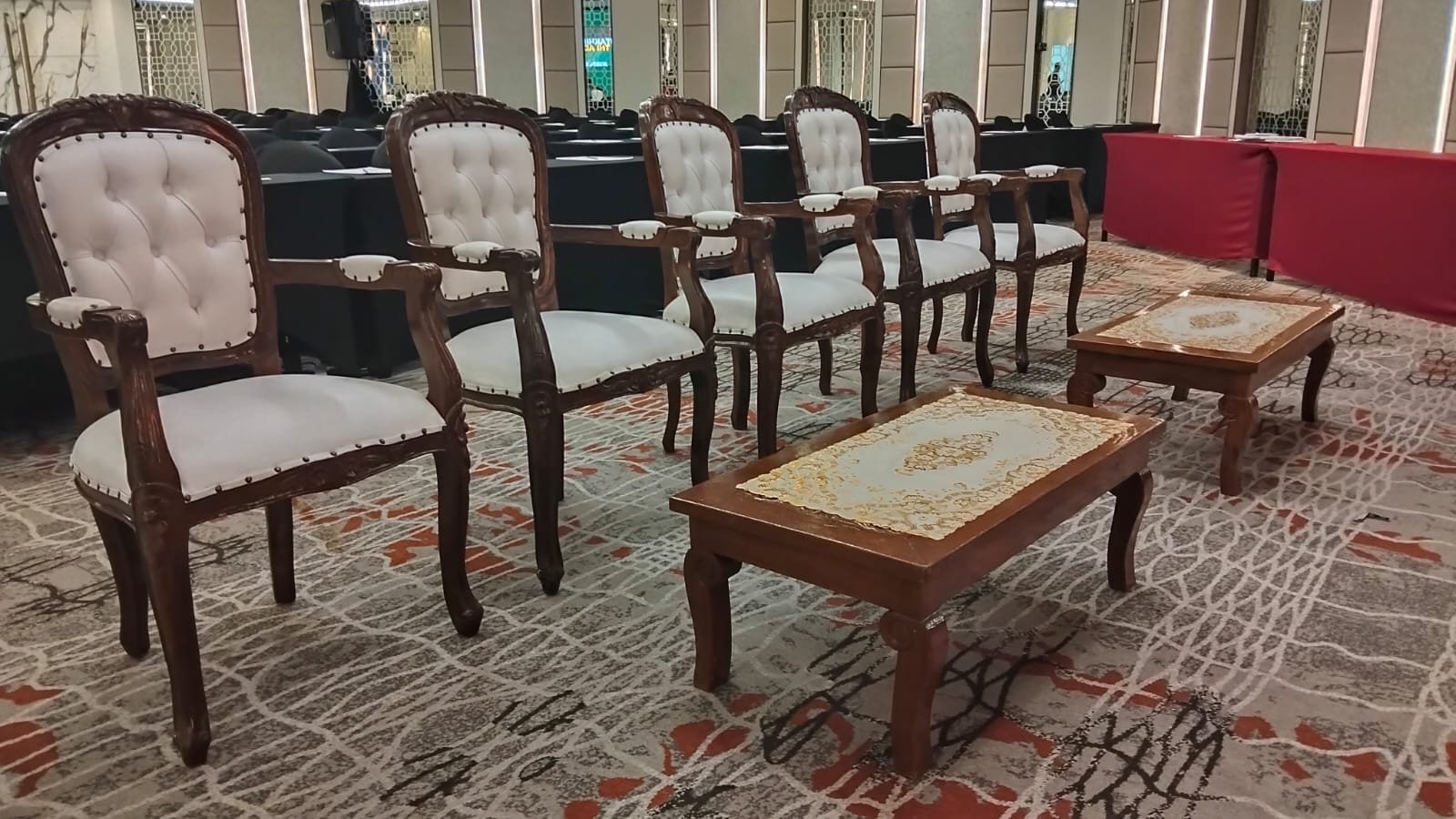 Jasa Sewa Kursi VIP untuk Berbagai Kebutuhan Acara whatsapp image 2026 08 07 at 13.25.35