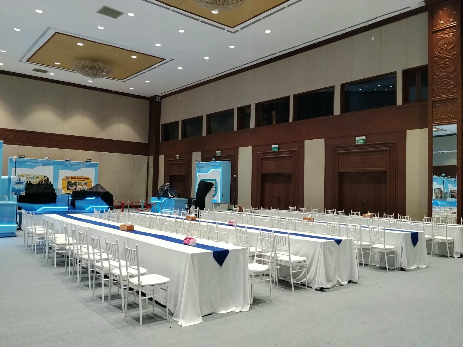 Jasa Sewa Meja IBM 180x90 untuk Berbagai Acara whatsapp image 2026 10 01 at 09.29.36 (1)